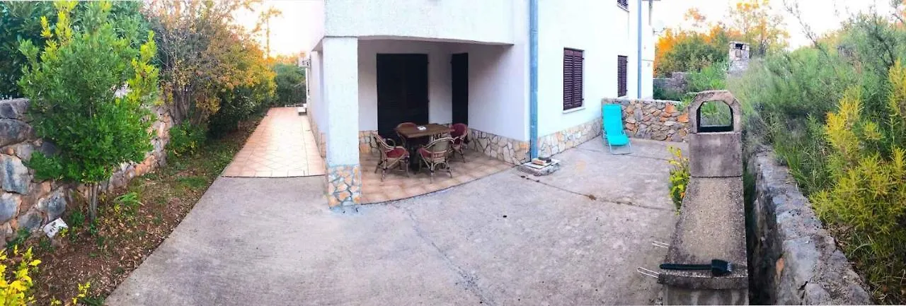 Apartments In Klimno, Dobrinj - Insel Krk 41813 Croatia