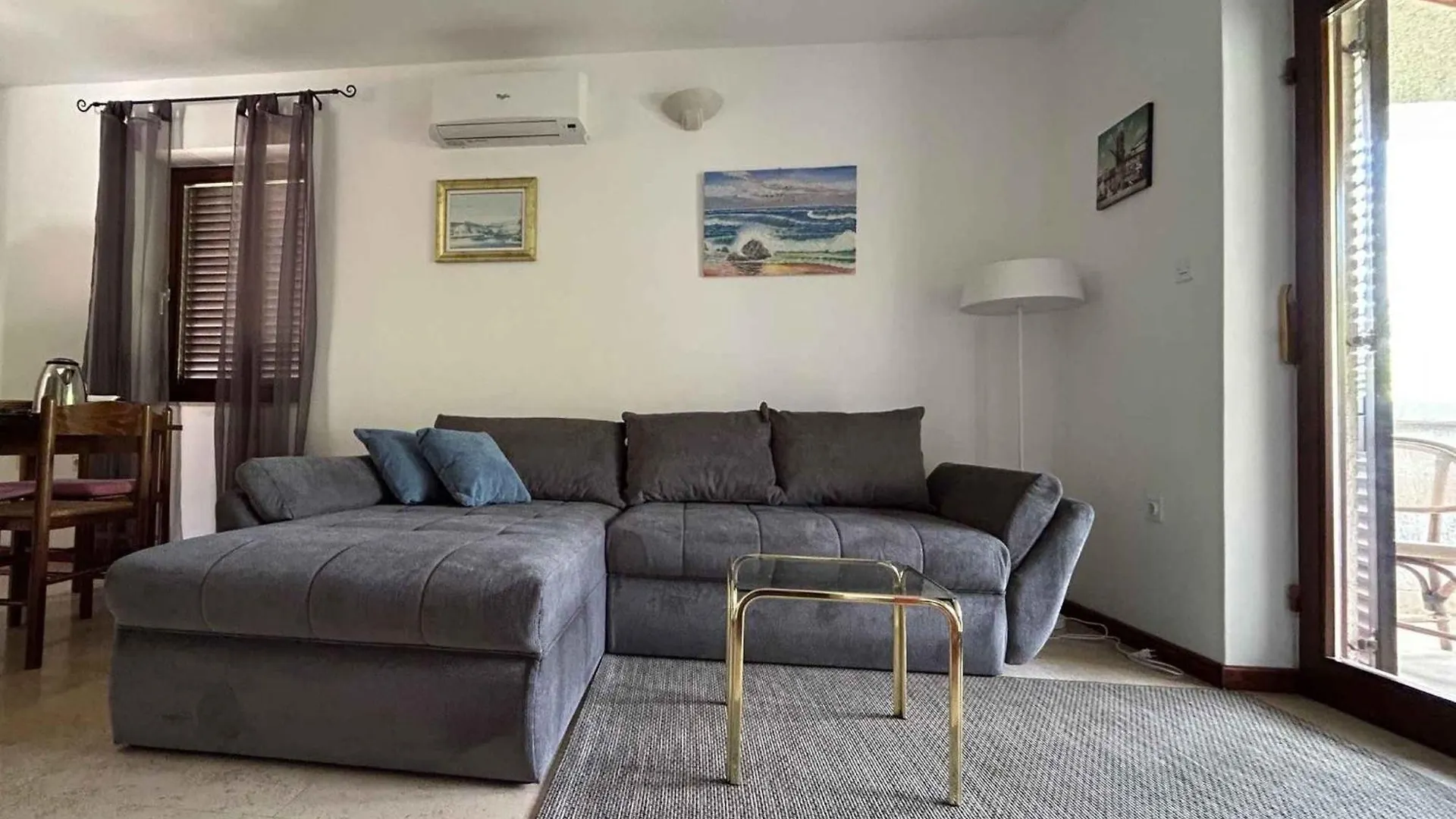 Apartments In Klimno, Dobrinj - Insel Krk 41813 Croatia
